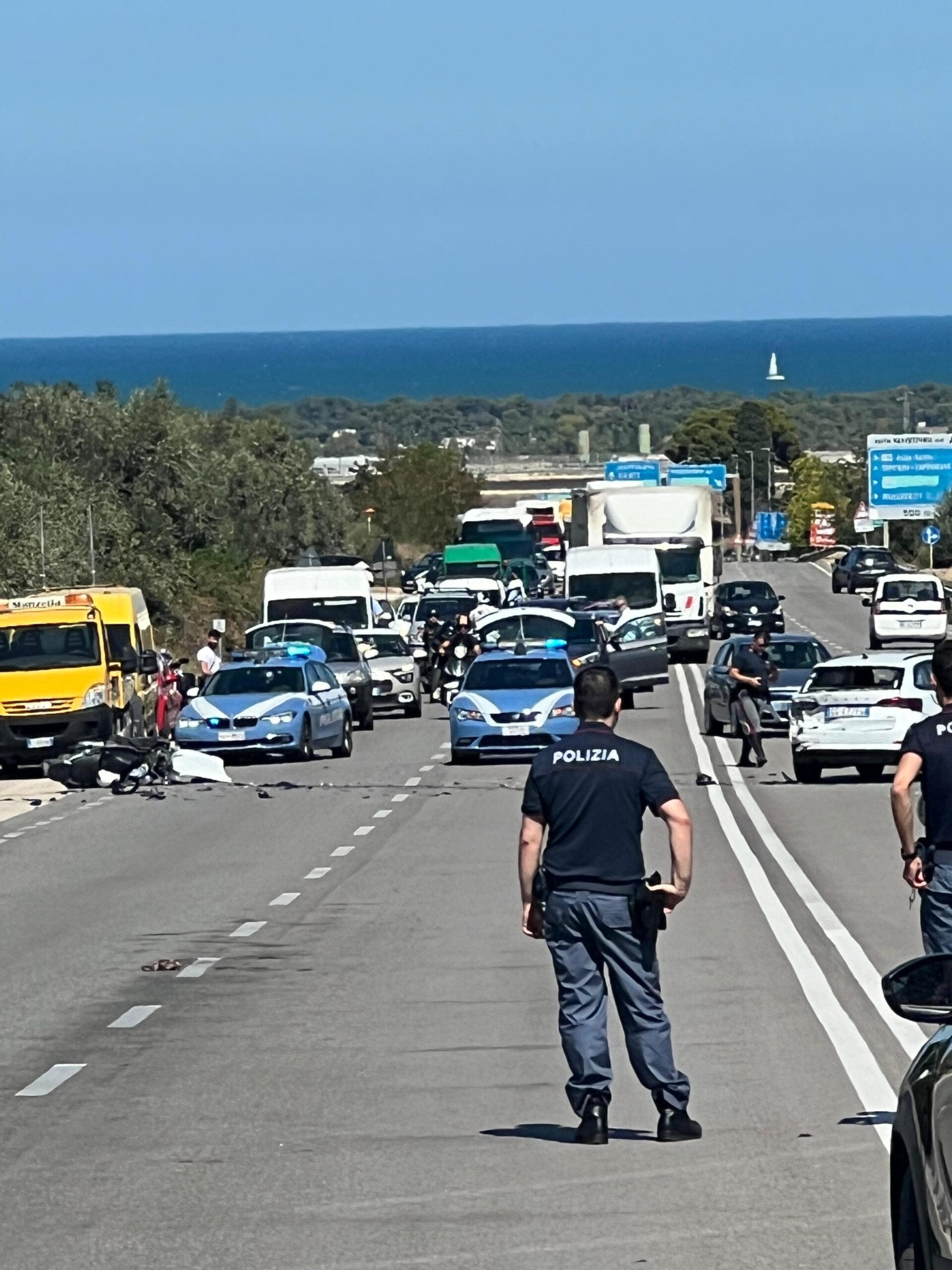 Manfredonia Il Bilancio Dell Incidente Di Un Ferito Grave