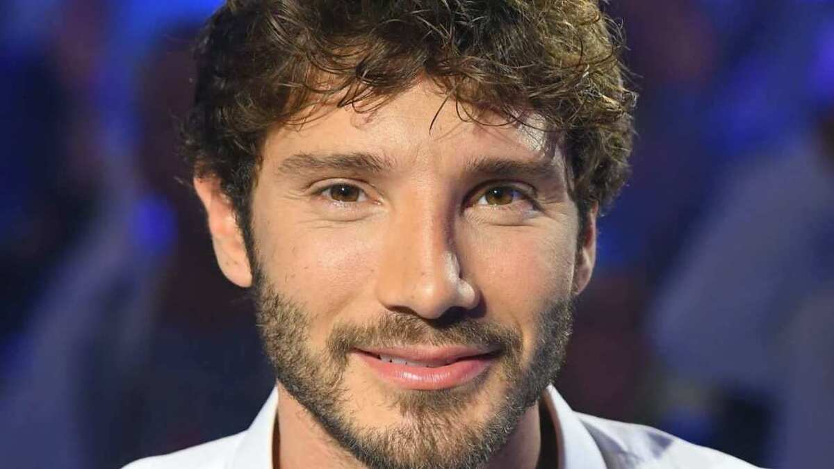 foto Stefano De Martino affari tuoi